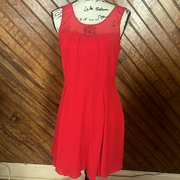 Women's Dress Open Back Midi Elequent Dress Red Size 8 - Picture 1 of 4